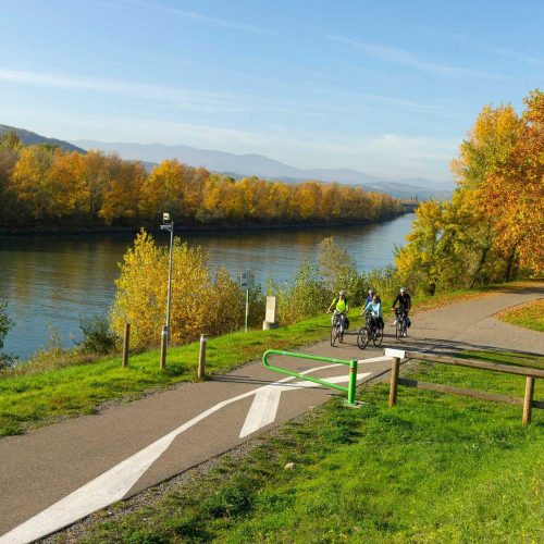 Activités à proximité du camping le Château, Hauterives le palais du Facteur Cheval