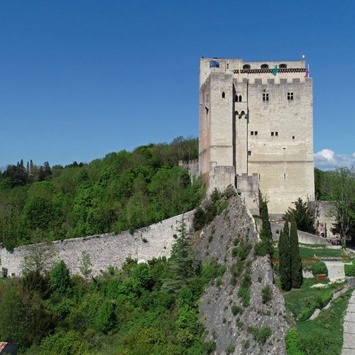 Activités à proximité du camping le Château, Hauterives le palais du Facteur Cheval